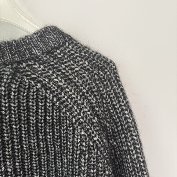 AYR Sweater Fuzzy TV Alpaca Wool Blend Crew Neck Pullover Chunky Knit M Black - Picture 5 of 6